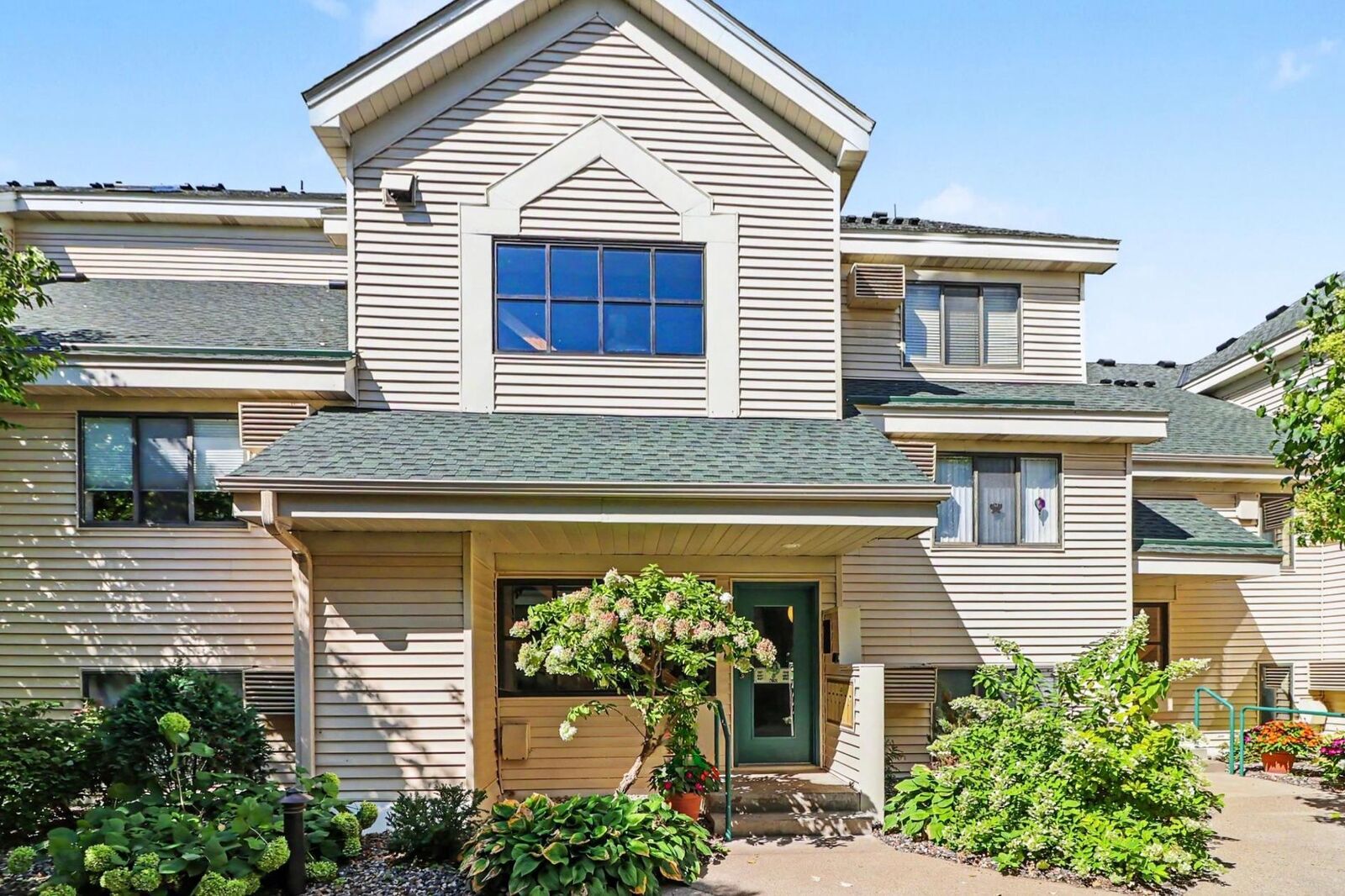 Property Photo:  7601 Edinborough Way 6308  MN 55435 