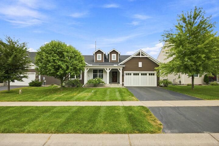Property Photo:  8270 Arrowwood Lane N  MN 55369 