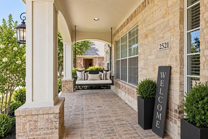 Property Photo: 2521 Sir Tristram Lane TX 75056