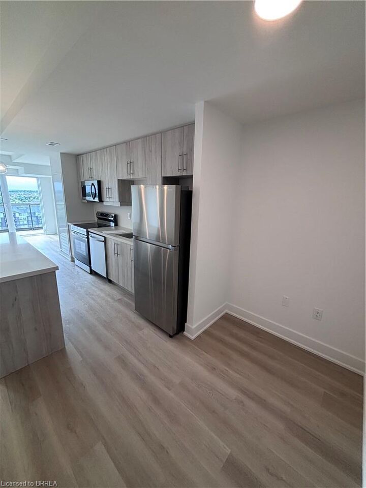 Property Photo:  575 Conklin Road 1002  ON N3T 5L5 