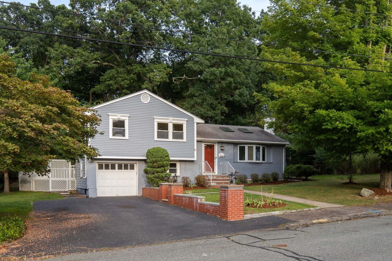 Property Photo: 21 Turner Dr MA 02368