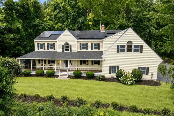 Property Photo:  116 Island Rd  MA 01462 