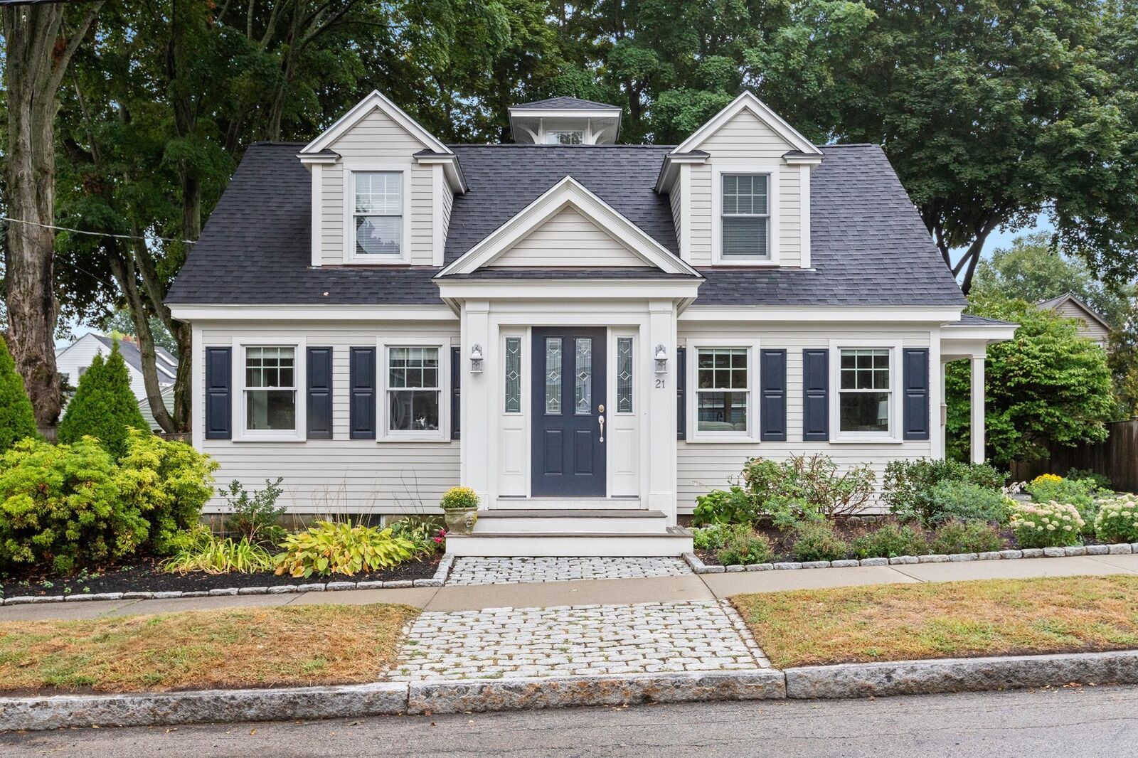 Property Photo:  21 Broad Street  MA 01950 