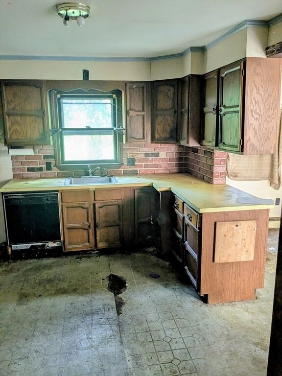 Property Photo:  155 Concord St  MA 01721 