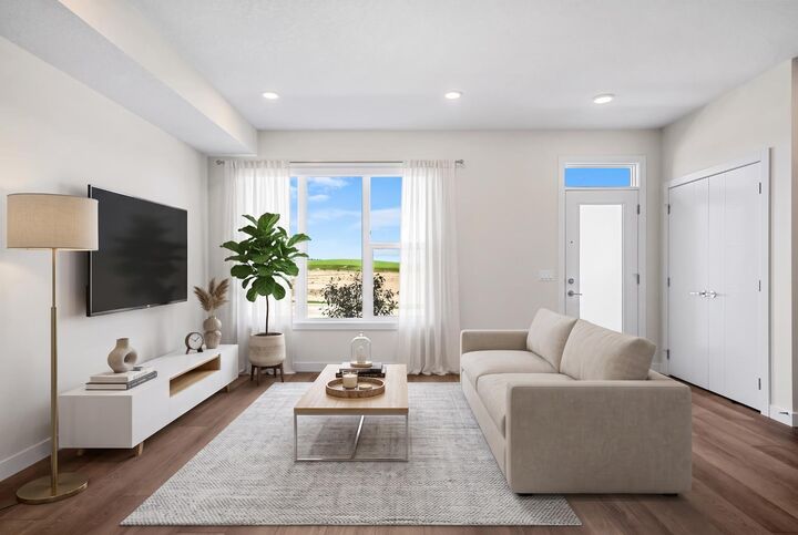 Property Photo:  2057 Vantage Way SW  AB T4B 5Y5 