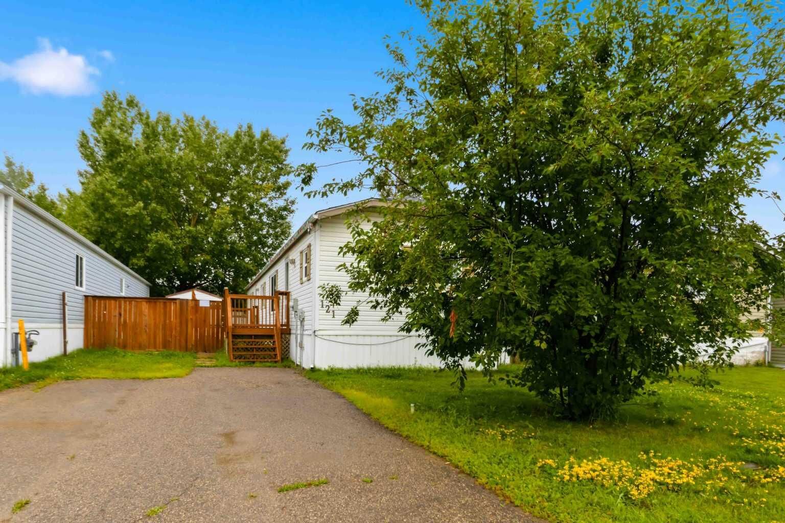 Property Photo:  121 Couture Lane  AB T9K 1X3 