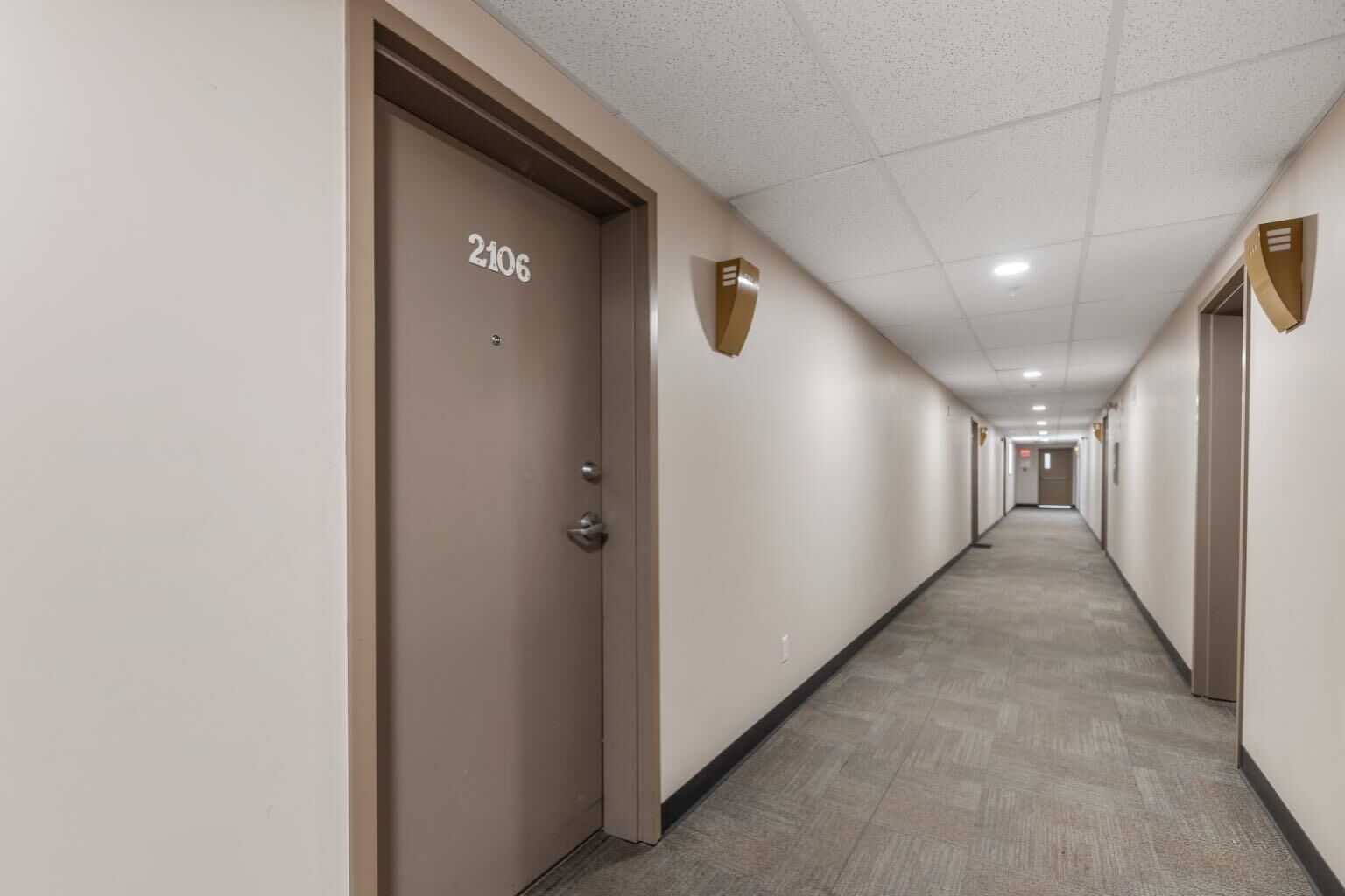 Property Photo: 700 Willowbrook Road NW 2106 AB T2B 0L5