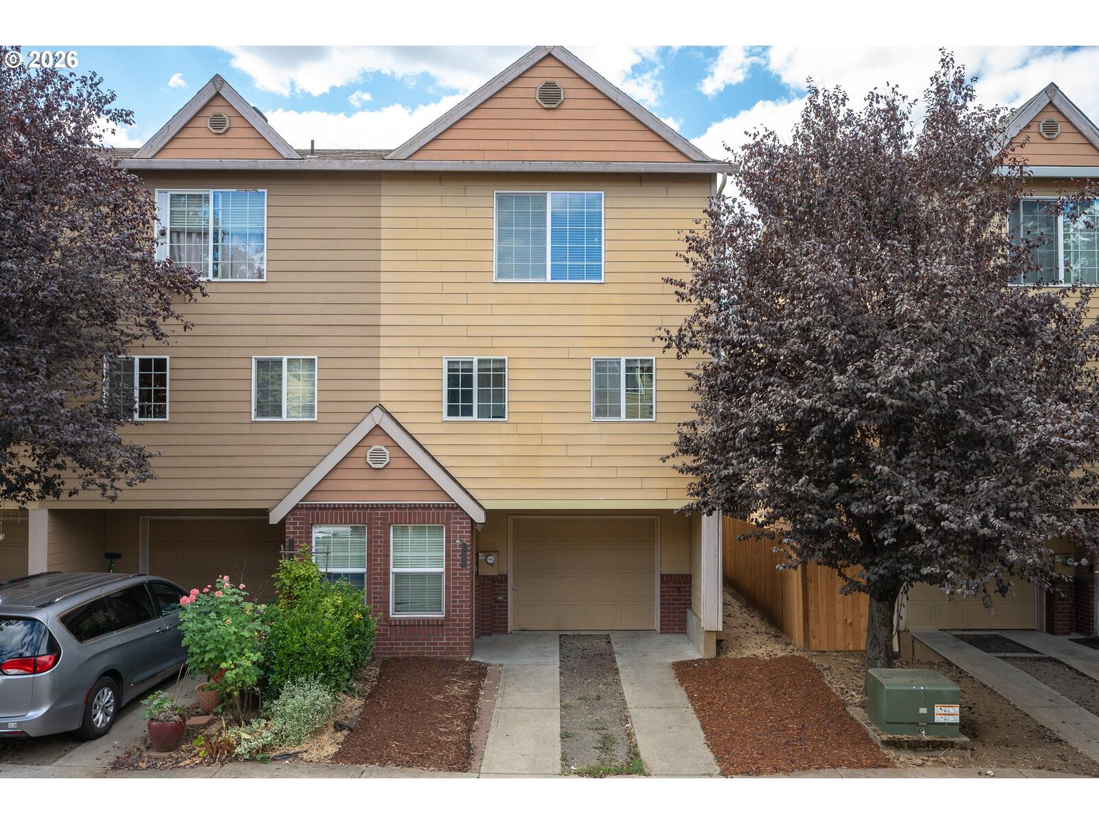 Property Photo: 12115 SE Harold St OR 97266