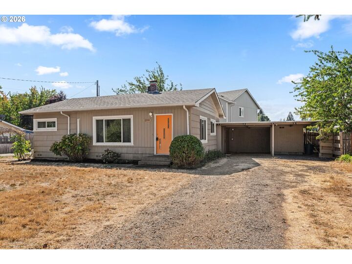 Property Photo: 2250 Devos St OR 97402