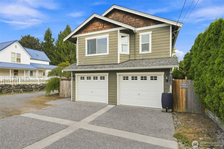 Property Photo: 109 E Pioneer Street WA 98252