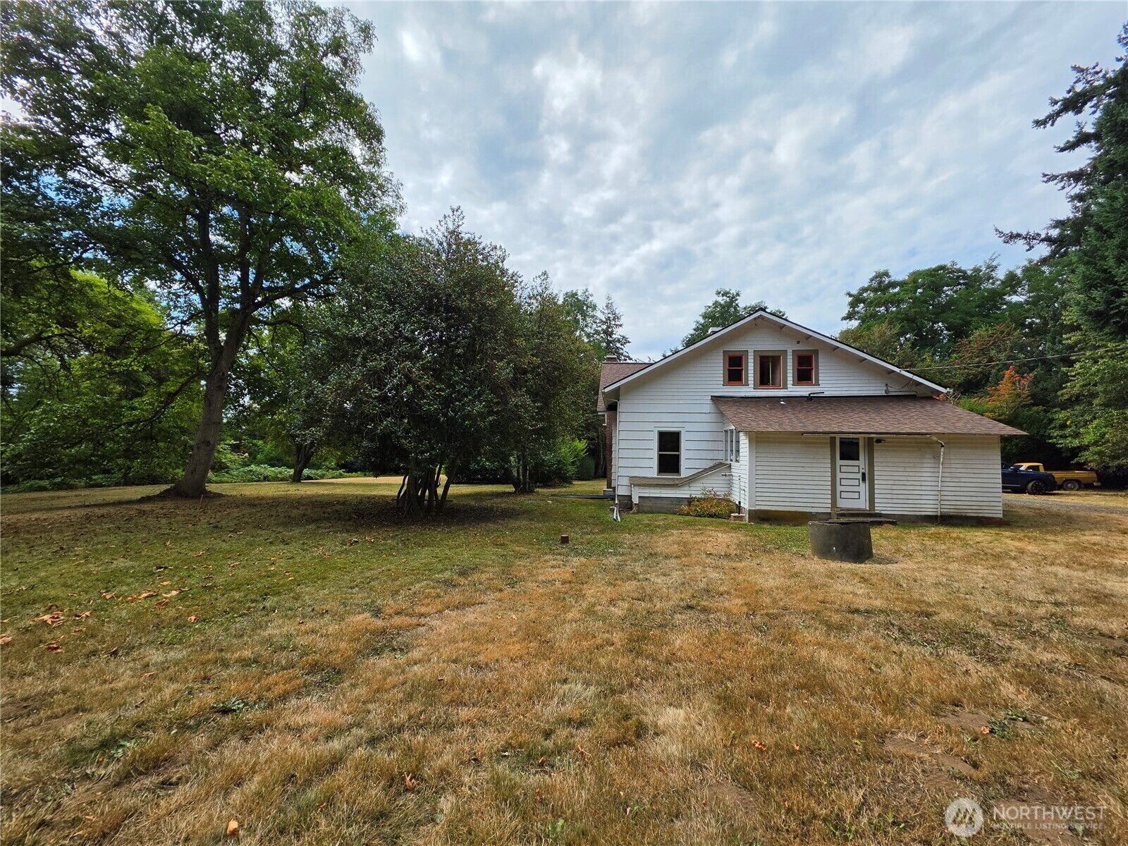 Property Photo: 4996 Northwest WA 98226