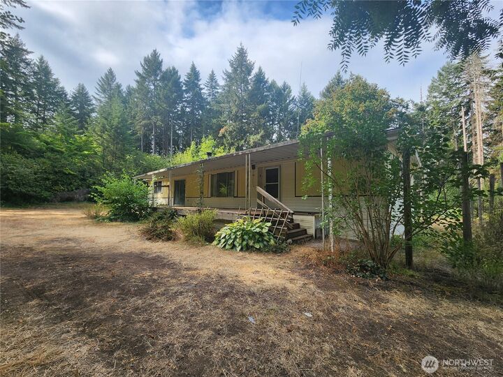 Property Photo:  11719  Hobby Street SE  WA 98597 
