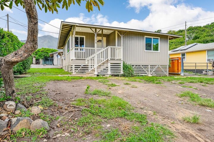 Property Photo:  305 Makua St  HI 96793 