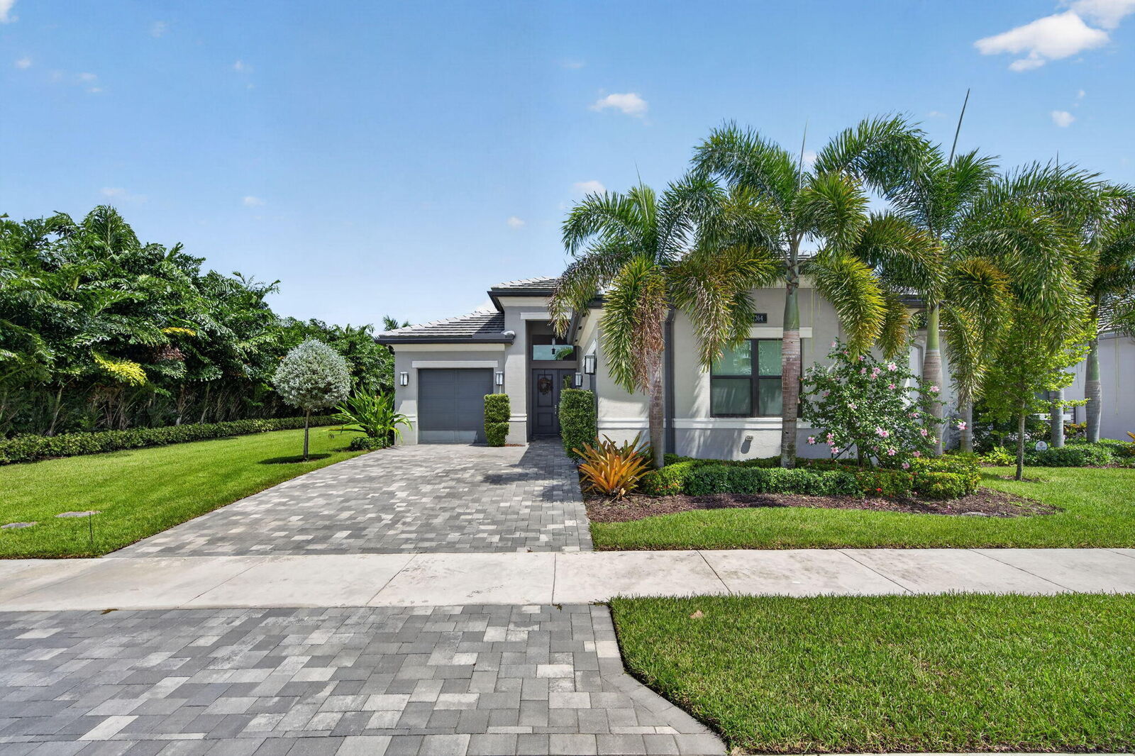 Property Photo:  11364 Virginia Pine Court  FL 33473 