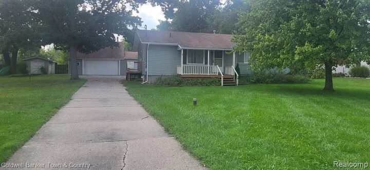 Property Photo:  1875 Lakena Street  MI 48353 