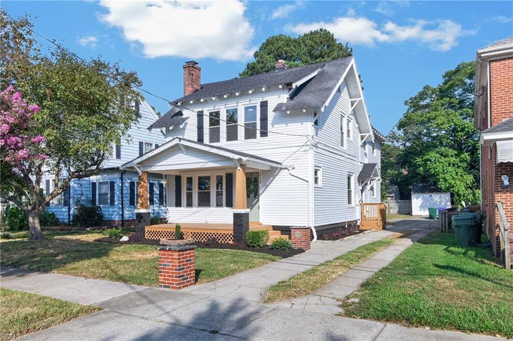 Property Photo:  310 S Main St  VA 23434 
