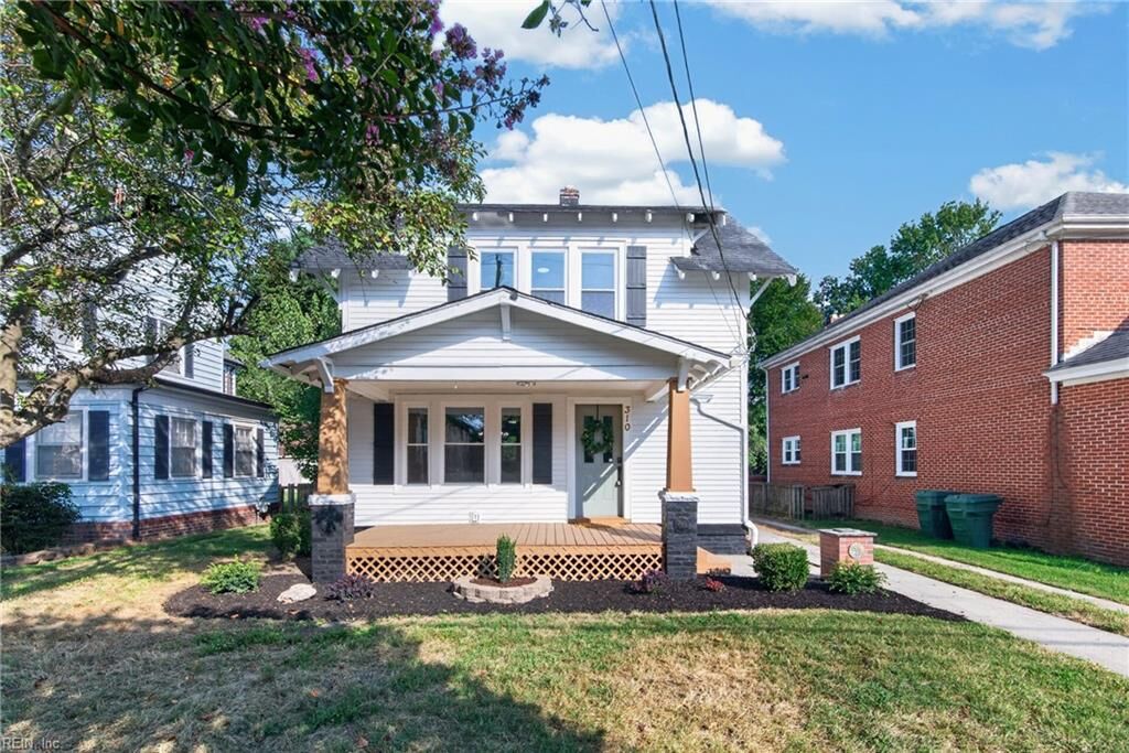 Property Photo:  310 S Main St  VA 23434 
