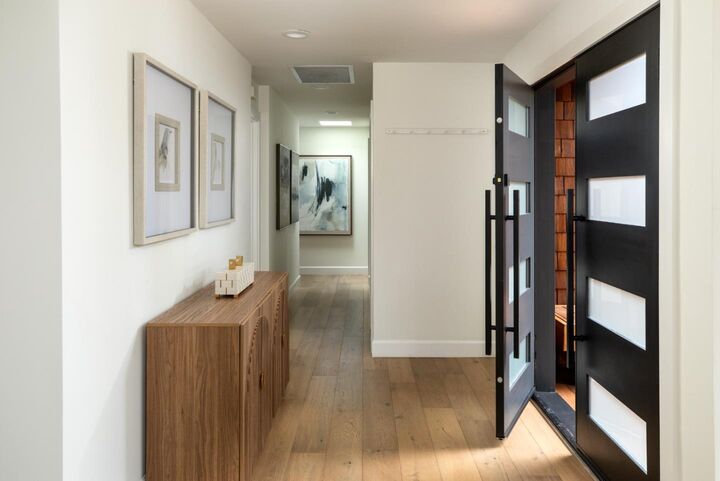 Property Photo: 45 Bear Paw CA 94028