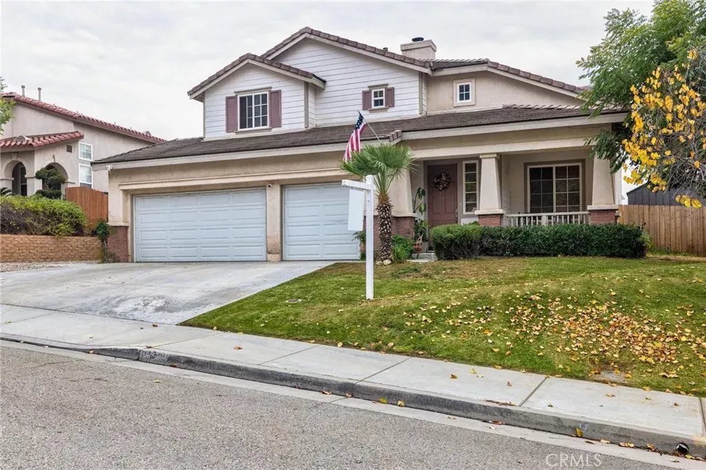 Property Photo:  21389 Greyson  CA 92557 