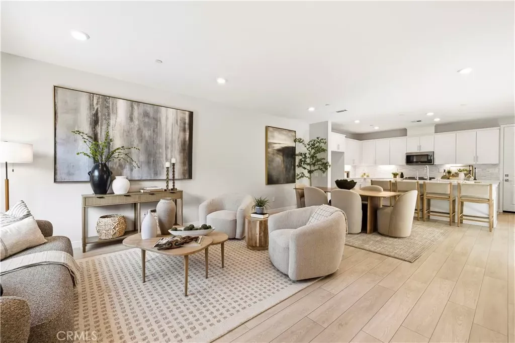 Property Photo:  27637 Ensemble  CA 91381 
