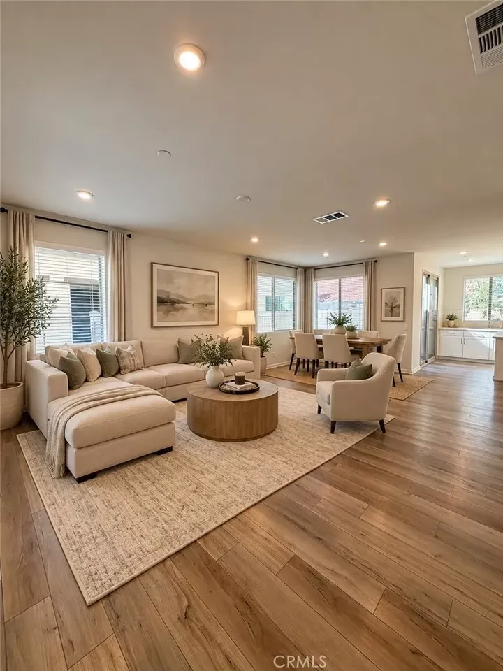 Property Photo:  1454 E Laurelwood  CA 92408 