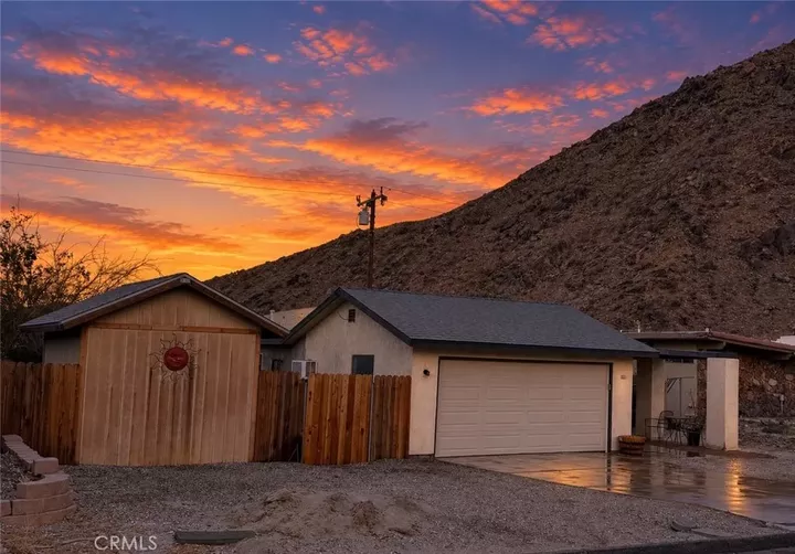 Property Photo:  22556 Parkmead  CA 92262 