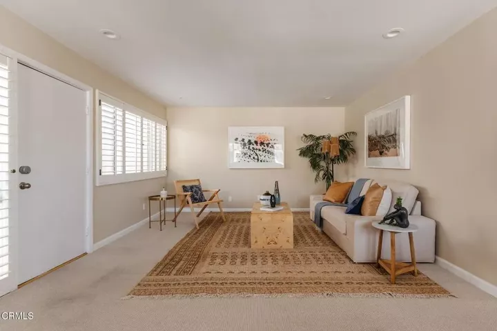 Property Photo:  497 S El Molino Avenue 310  CA 91101 