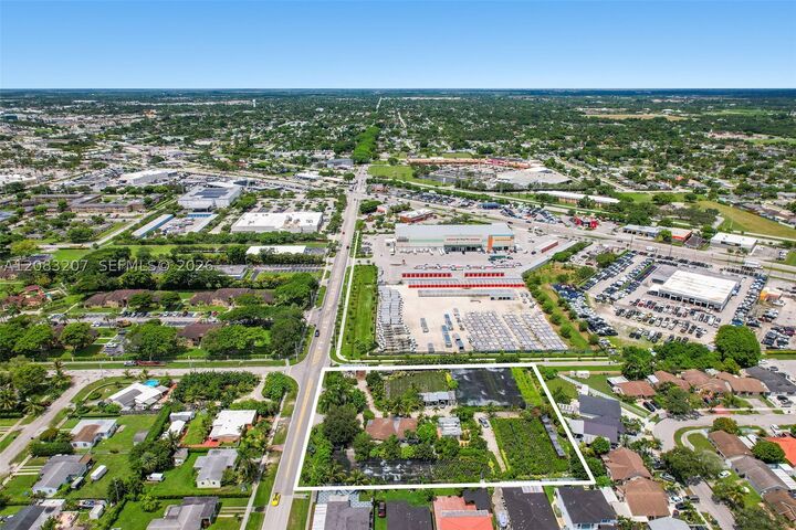 Property Photo:  16375 SW 304th St  FL 33033 