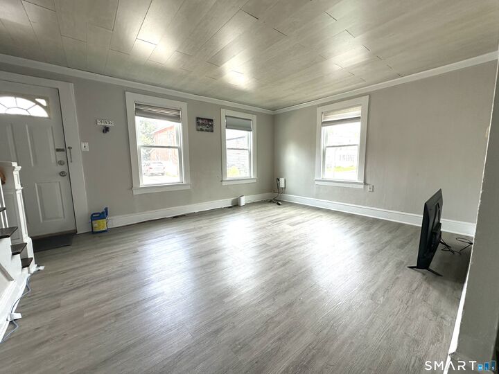Property Photo: 76-78 Oak Street CT 06096
