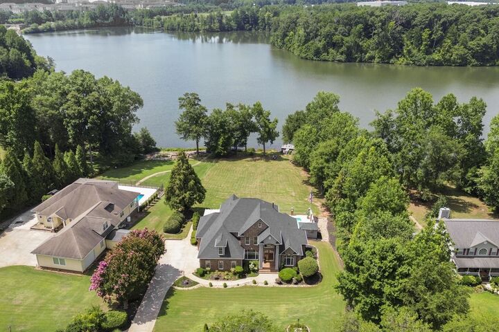 Property Photo: 227 Woodlake Drive SC 29301