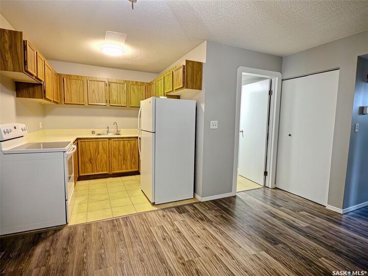 Property Photo:  525 Dufferin Avenue 101  SK S4A 2J1 