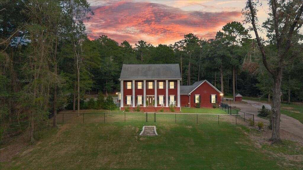 Property Photo: 983 County Road 21 AL 36345