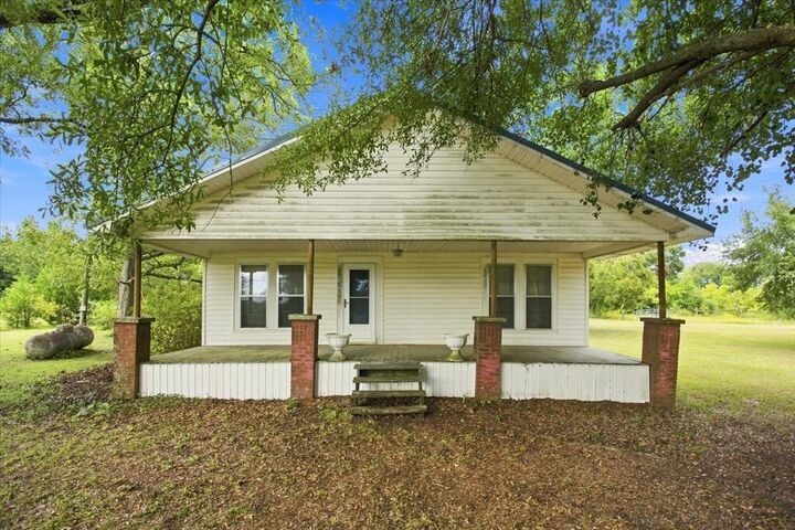 Property Photo:  165 Hubbard Road  AL 36352 