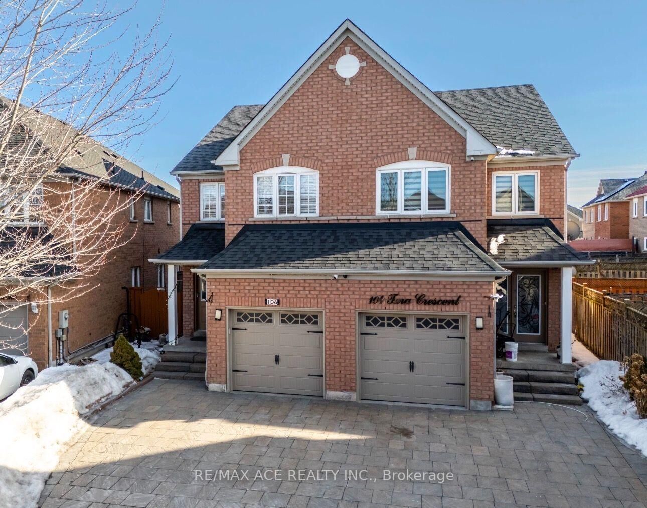 Property Photo: 106 Tara Crescent Bsmt ON L3S 4S8