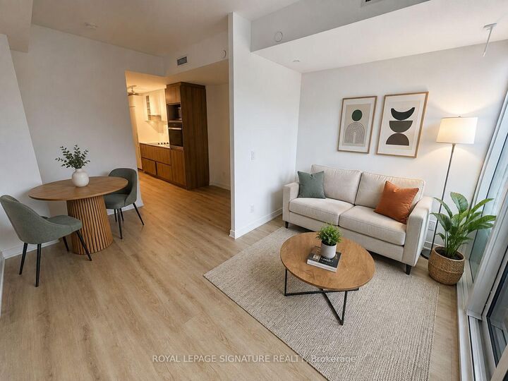 Property Photo:  319 Jarvis Street 1609  ON M5B 0C8 