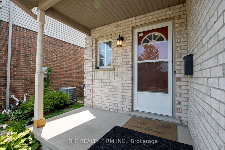 Property Photo:  382 Lighthouse Road  ON N6M 1J1 