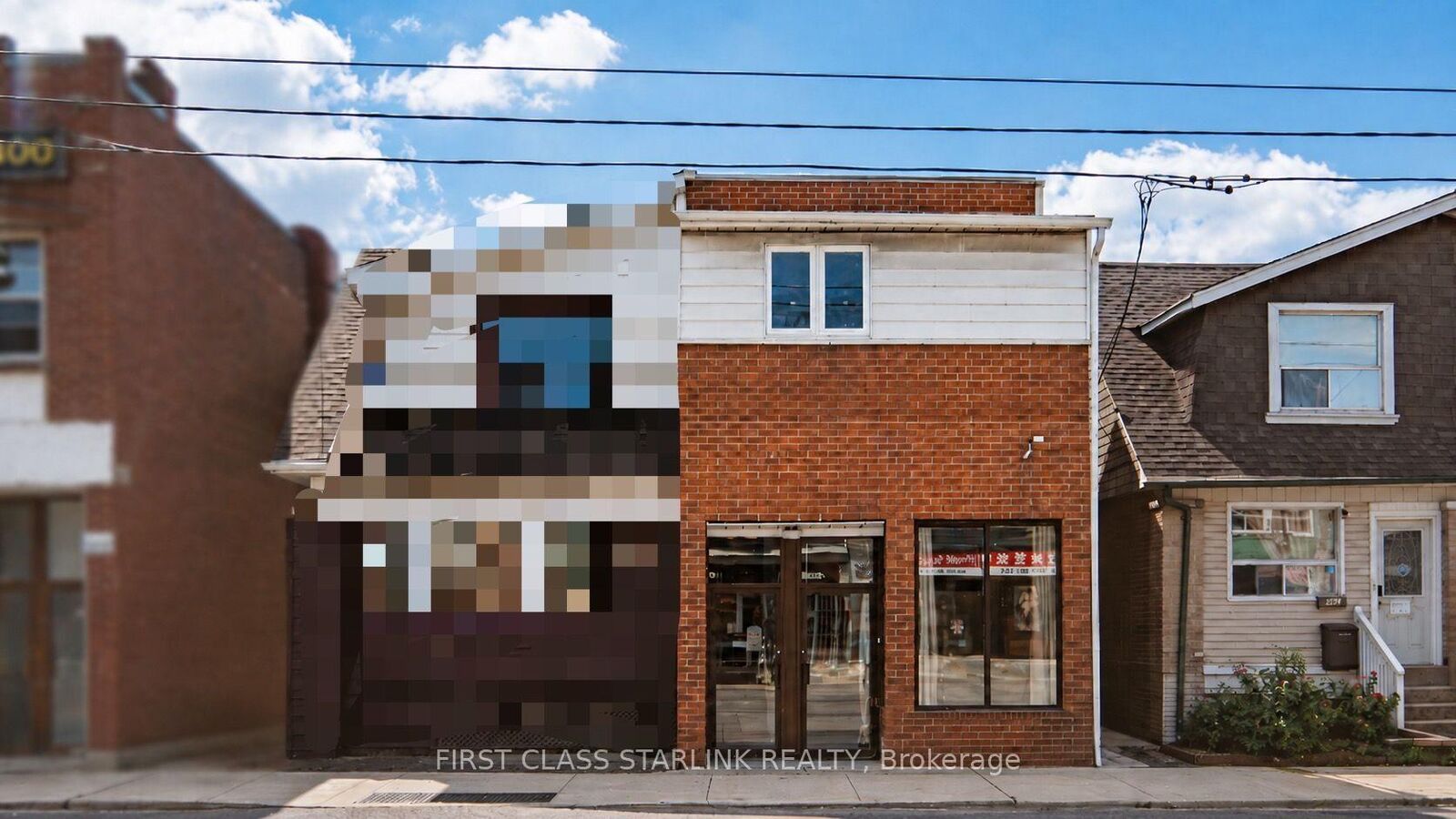 Property Photo:  945 Gerrard Street E  ON M4M 1Z1 