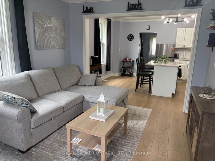 Property Photo:  155 Sherman Avenue  ON N3Y 2T2 
