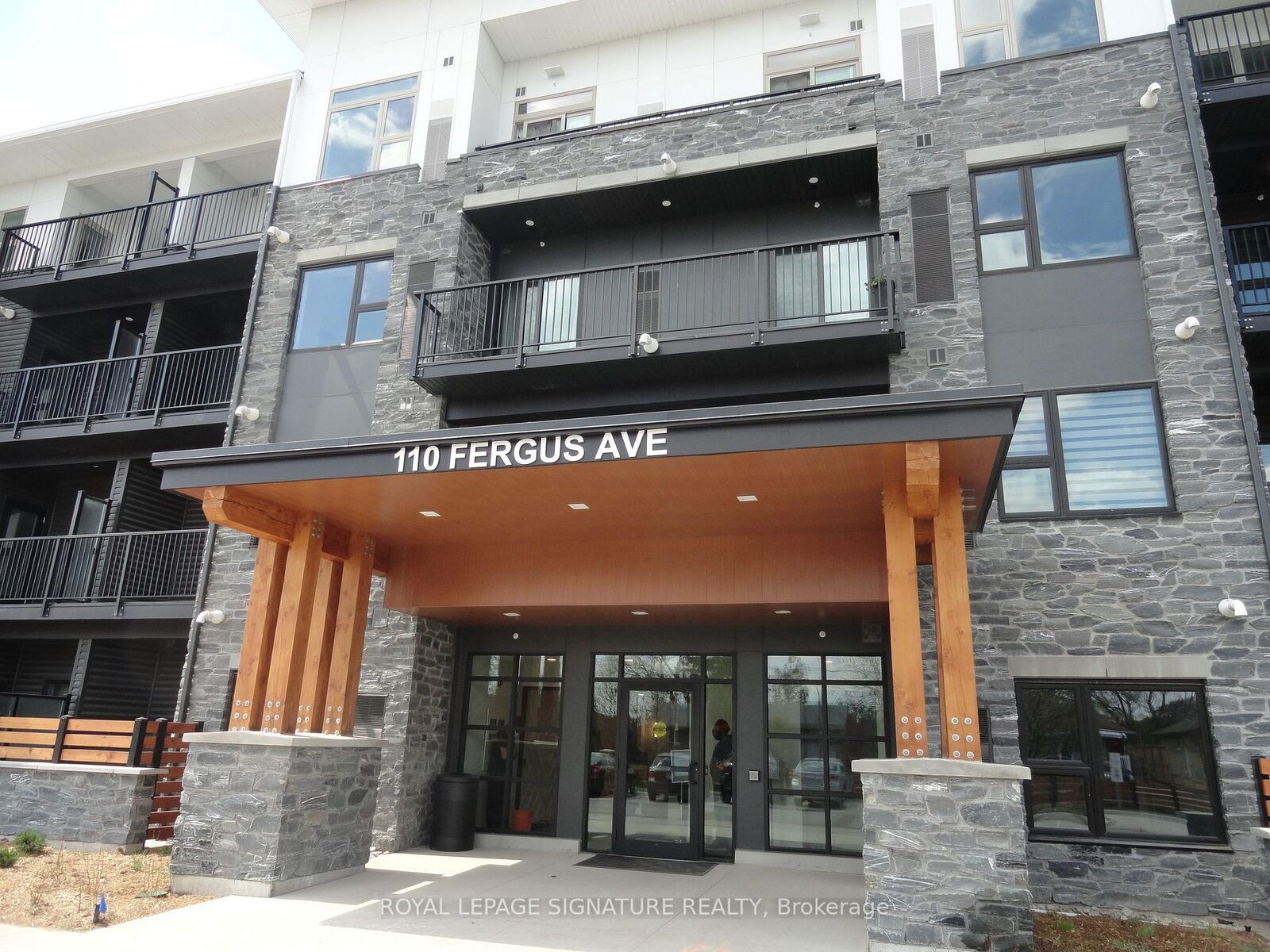 Property Photo:  110 Fergus Avenue 112  ON N2A 2H2 