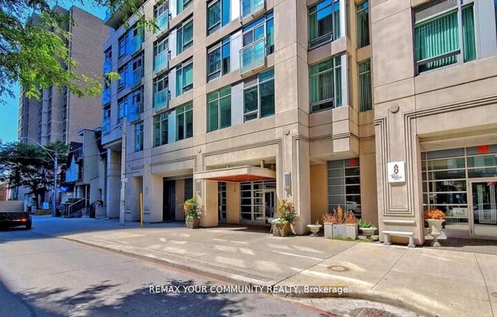 Property Photo: 8 Scollard Street 606 ON M5R 1M2