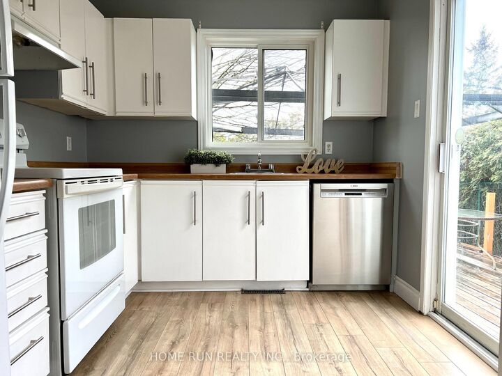 Property Photo:  159 Pheasant Run Drive  ON K2J 2R1 
