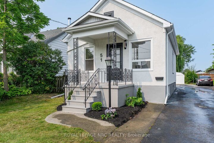Property Photo:  51 Queen Street S  ON L2V 3N2 