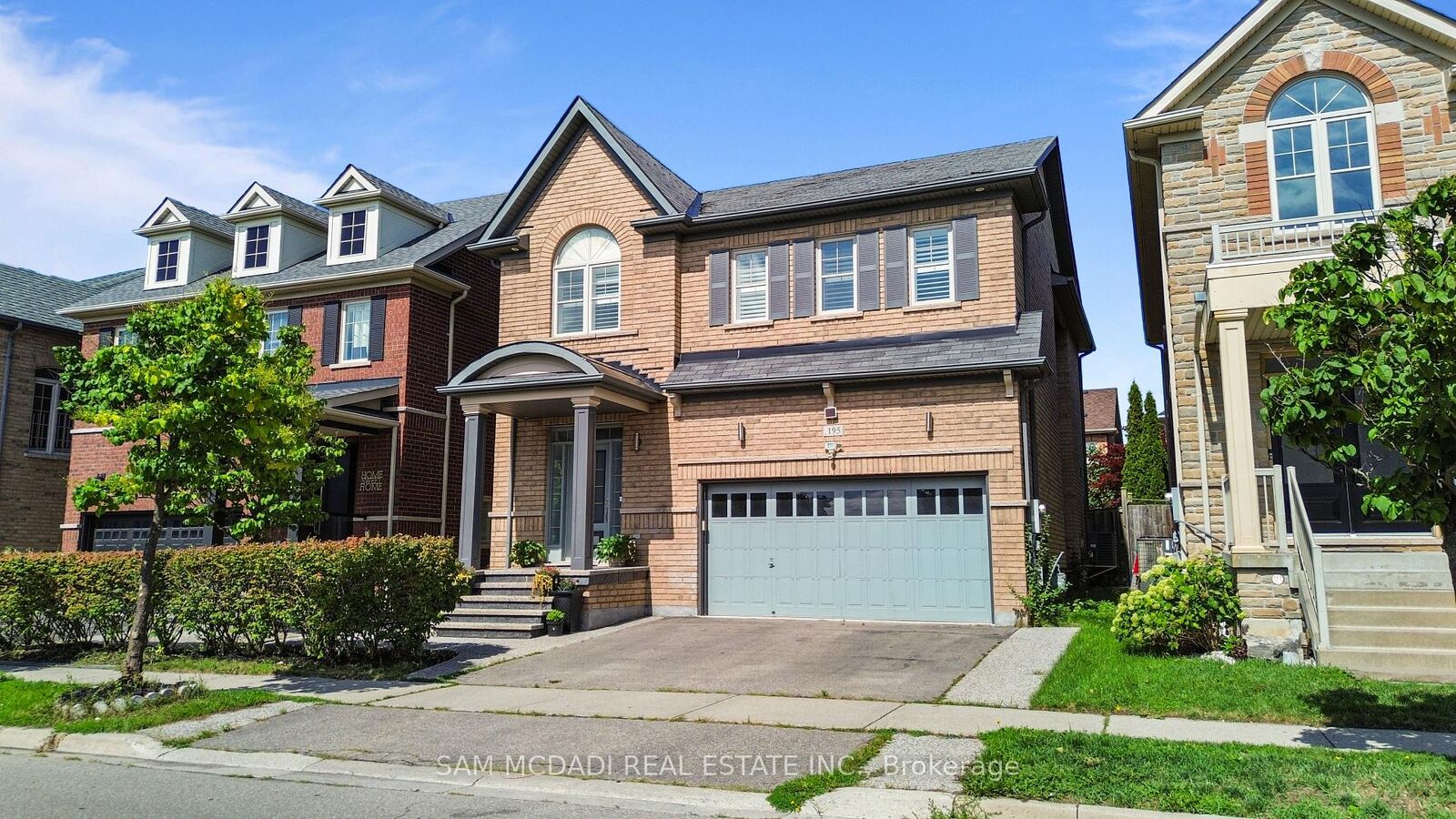 Property Photo:  195 Holmes Crescent  ON L9T 0T8 