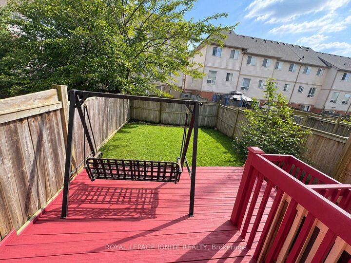 Property Photo:  15 McGonigal Lane  ON L1T 4H1 