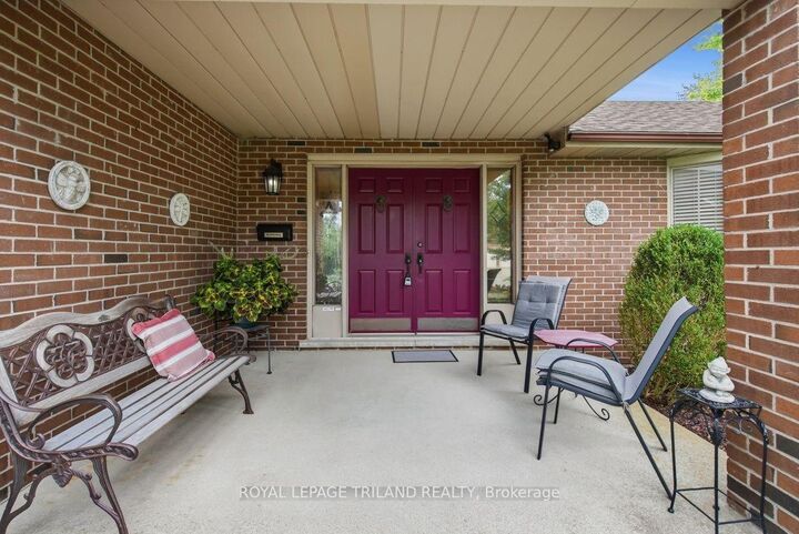 Property Photo:  7 Glenview Crescent  ON N5X 2P8 