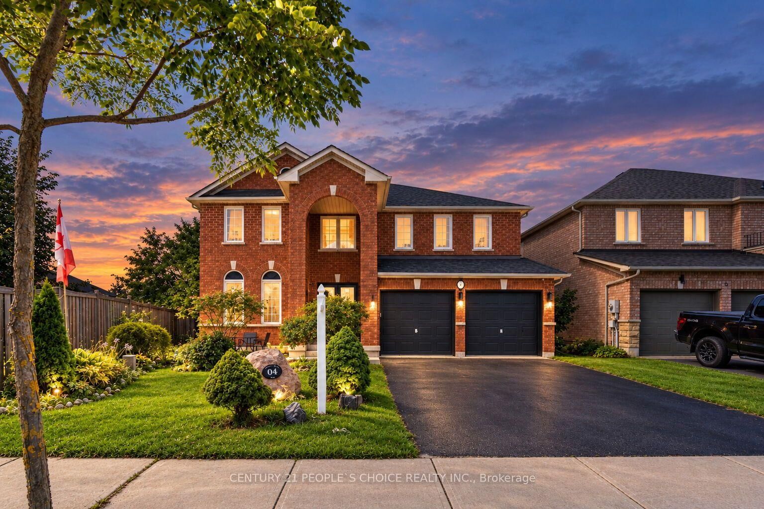 Property Photo:  4 Imperial Crown Lane  ON L4N 0T4 