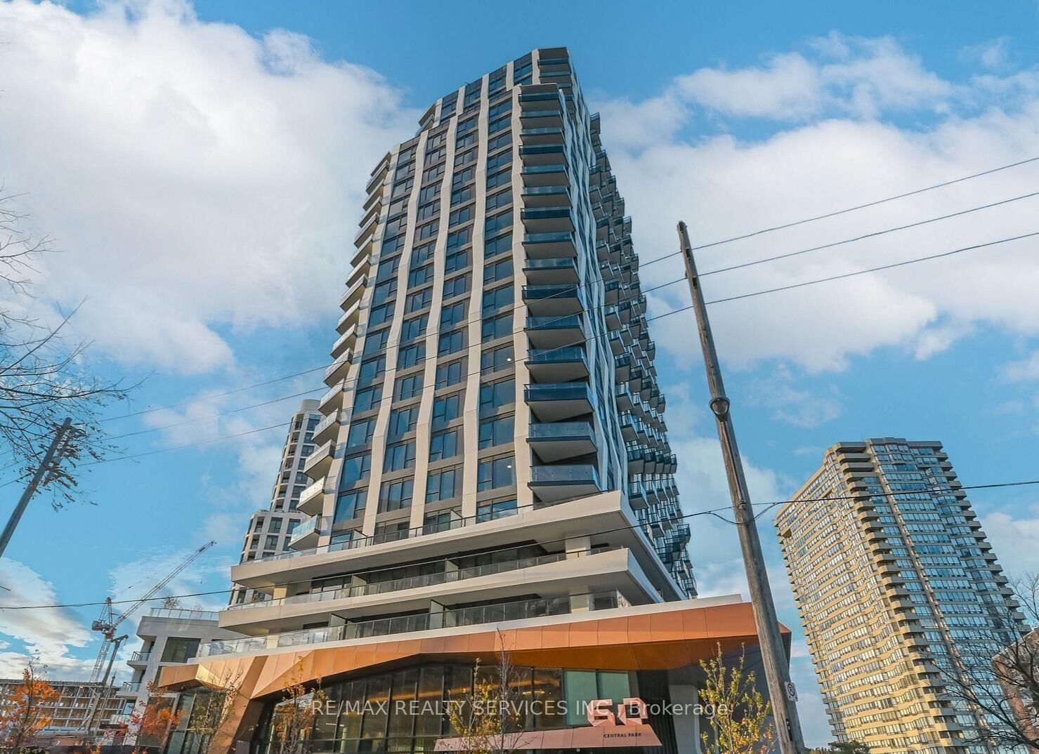 Property Photo:  60 Central Park Road Way 1405  ON M9A 3K1 