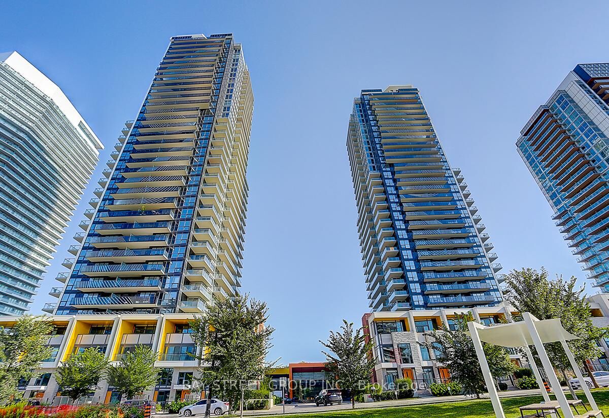 Property Photo:  85 McMahon Drive 507  ON M2K 0H1 