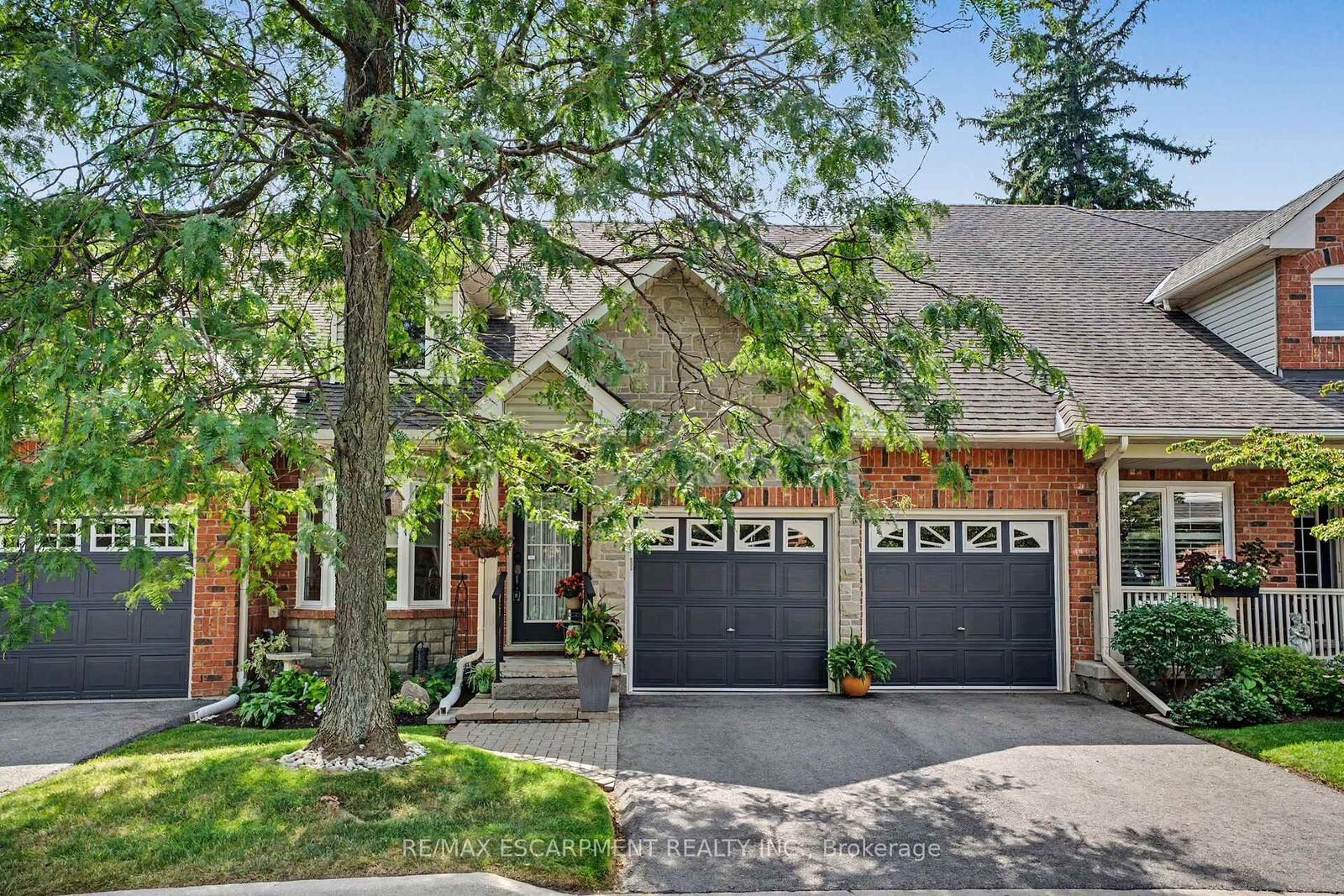 Property Photo:  1275 Stephenson Drive 6  ON L7S 2M2 