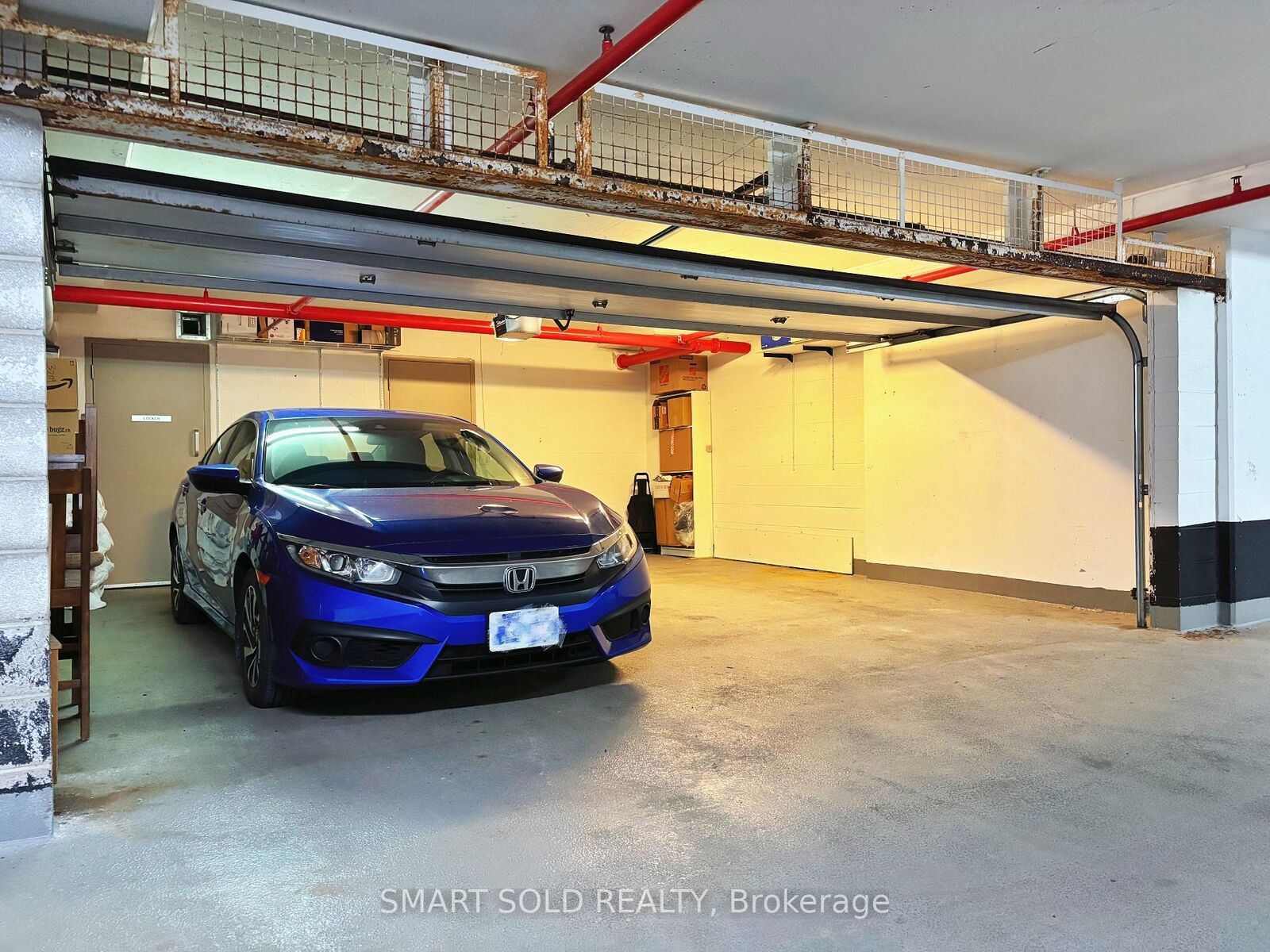 Property Photo:  763 Bay Street Parking  ON M5G 2R3 